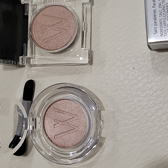 Lise watier single eye shadow  161 beige satin - Picture 7 of 7